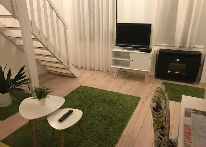 Revay 6 Apartment